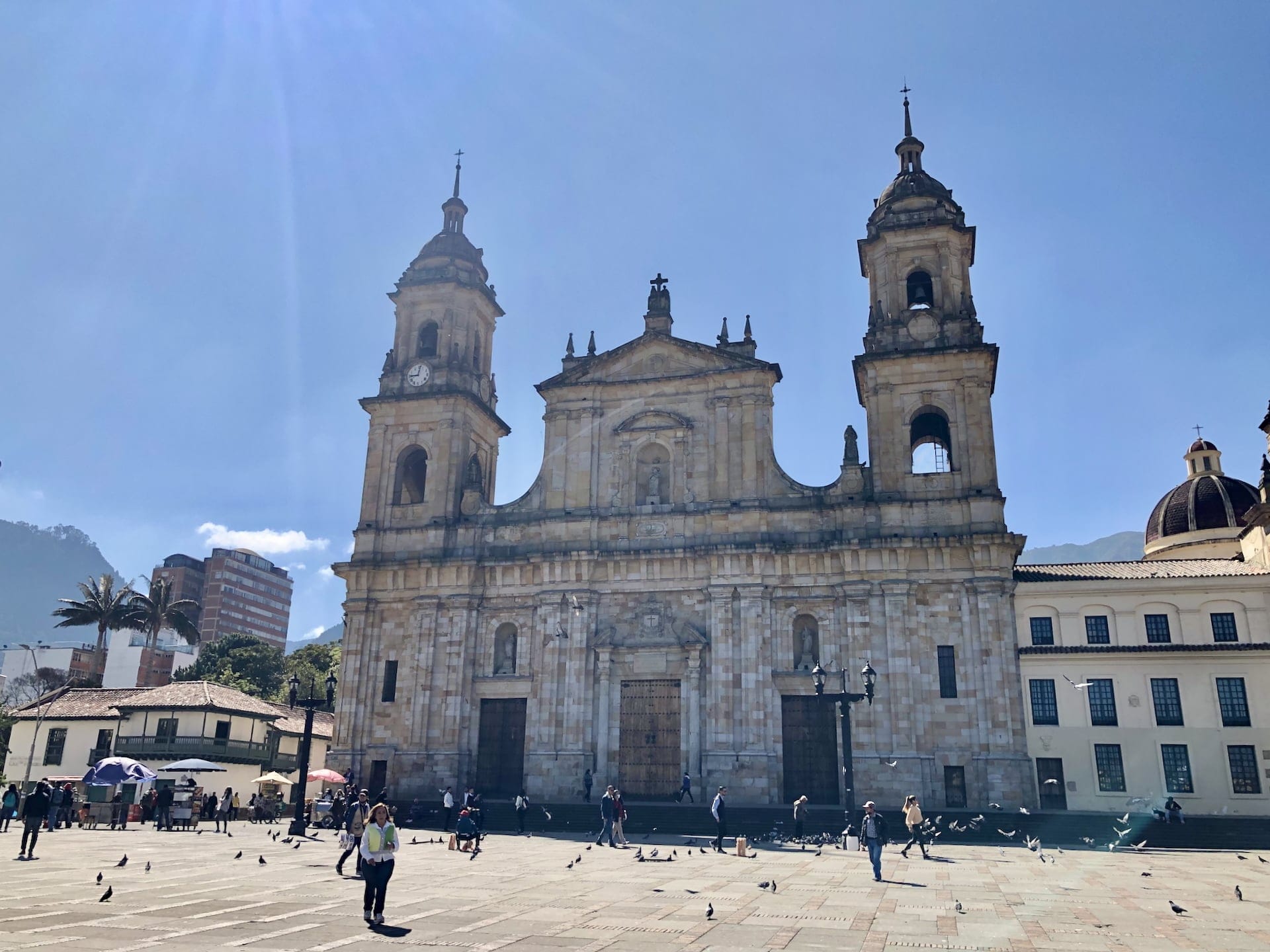 Plaza Bolívar, Bogotá Basílica Metropolitana on Plaza de Bolívar