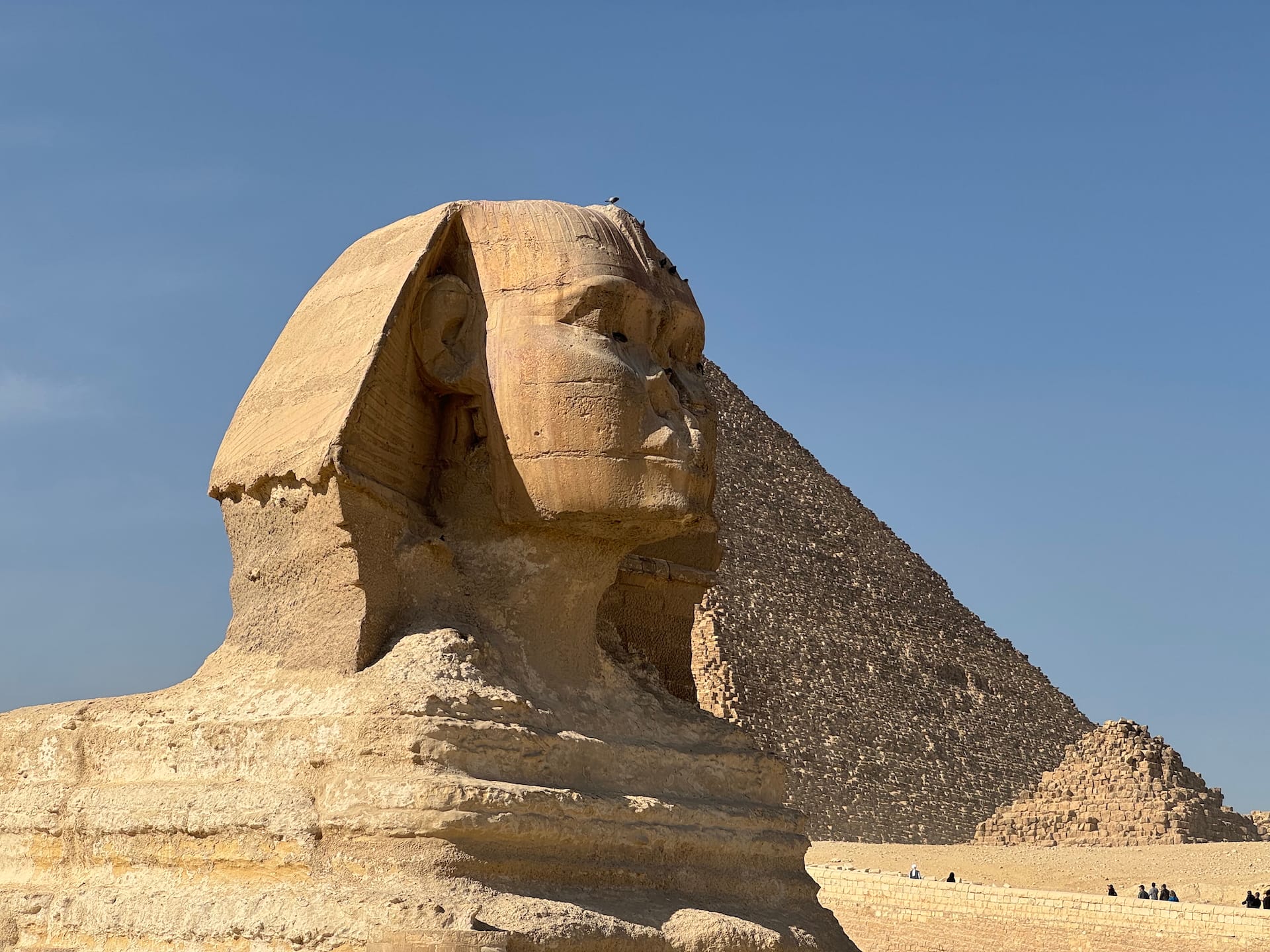 Sphinx, Giza, Egypt The Sphinx with the Great Pyramid in the background