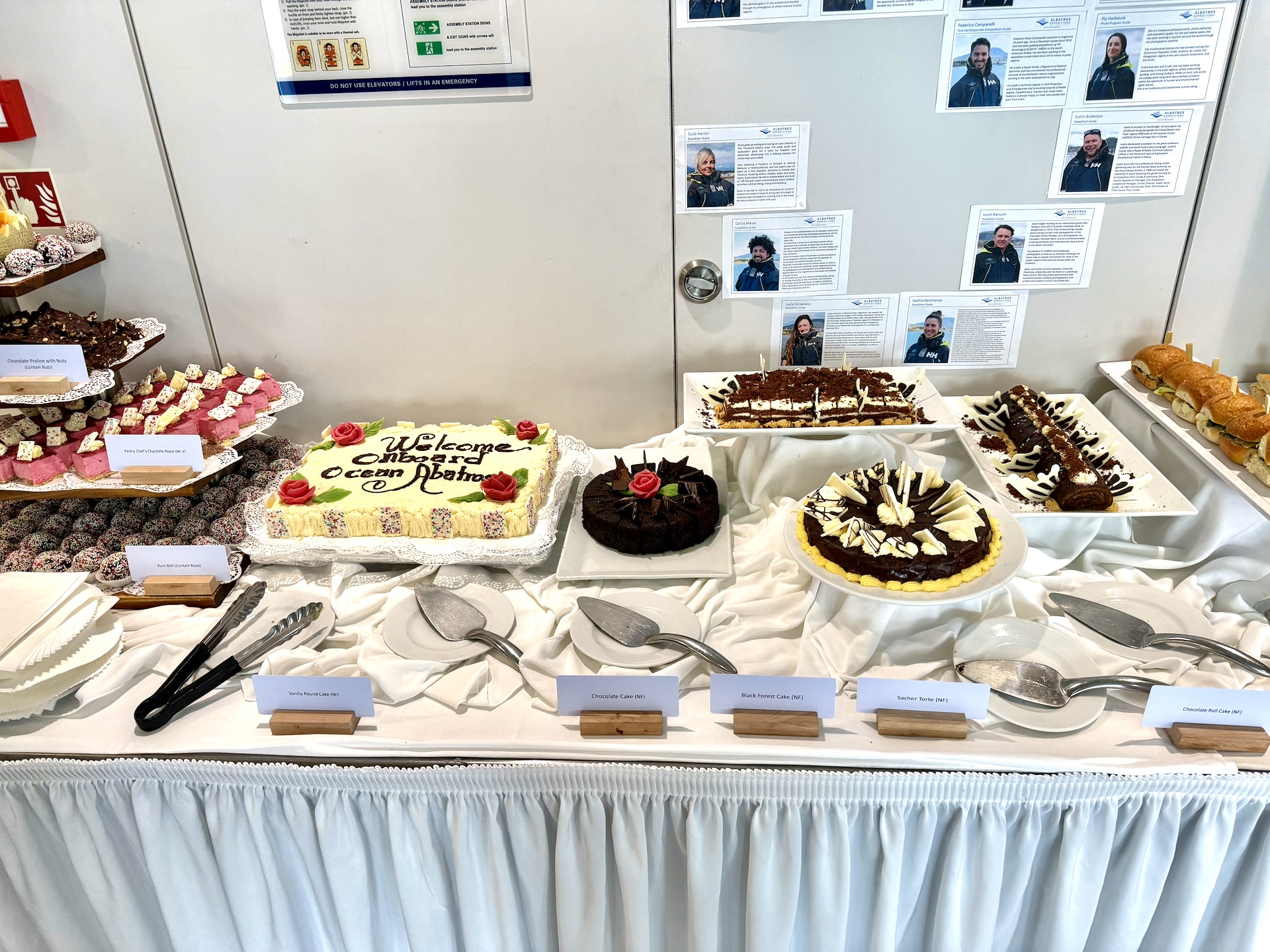 Cakes and snacks and a welcome cocktail (or juice) greeted us upon boarding
