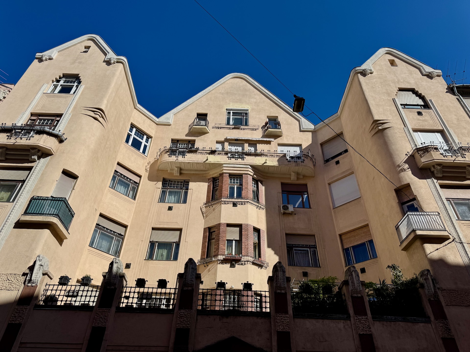 The Rosenfeld House at Hegedűs Gyula utca 15 Budapest, decorated with pelican sculptures above the entrance